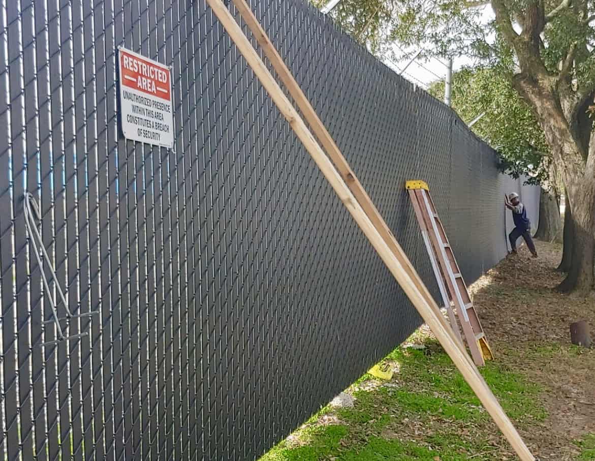 Privacy Slats/Wind Screen/Netting - Westside Fence Company